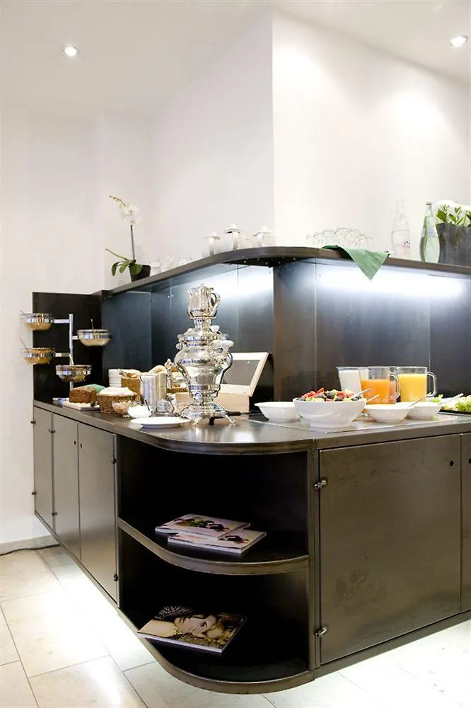 ****  Burns Art & Culture Hotel Dusseldorf Germany