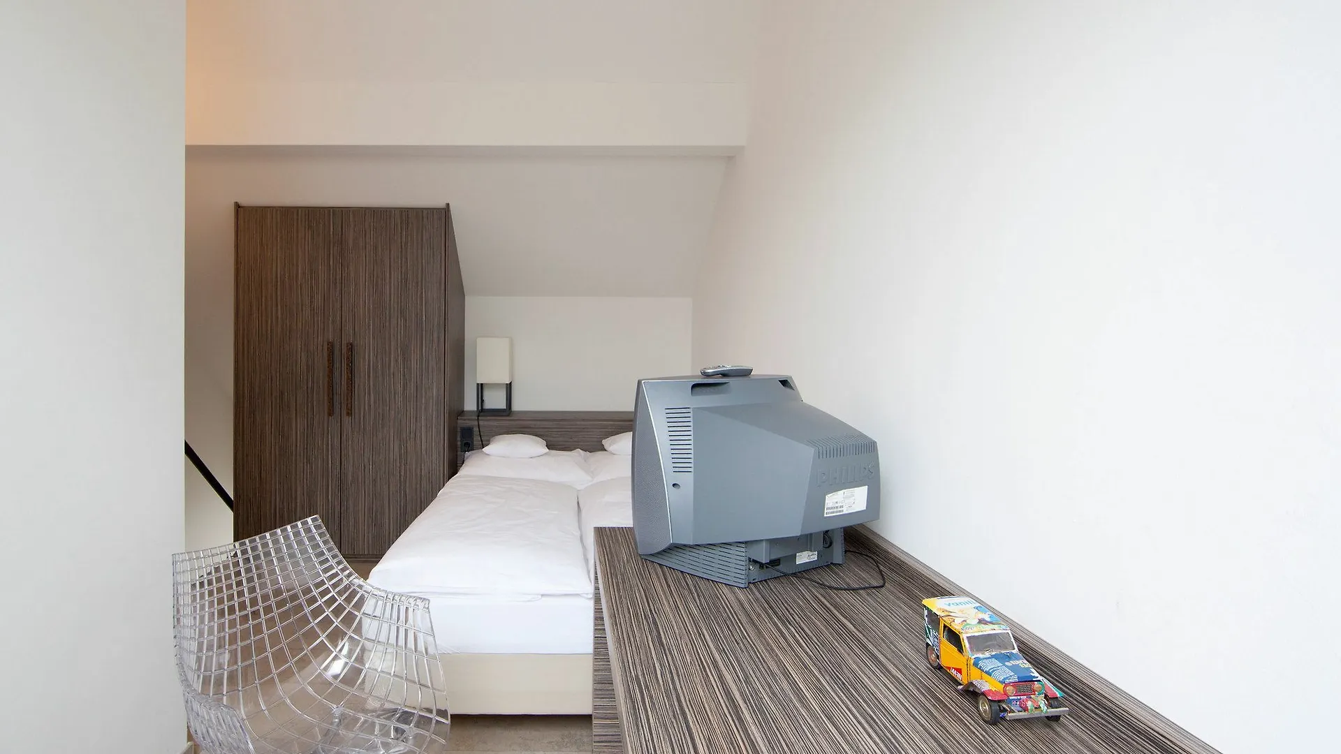 Burns Art & Culture Hotel Dusseldorf