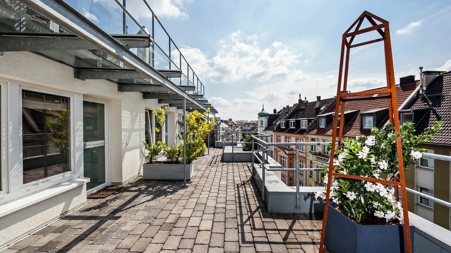 Burns Art & Culture Hotel Dusseldorf